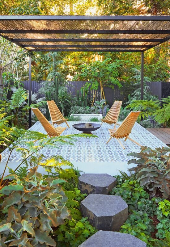 small-patio-ideas-6459308797a9a